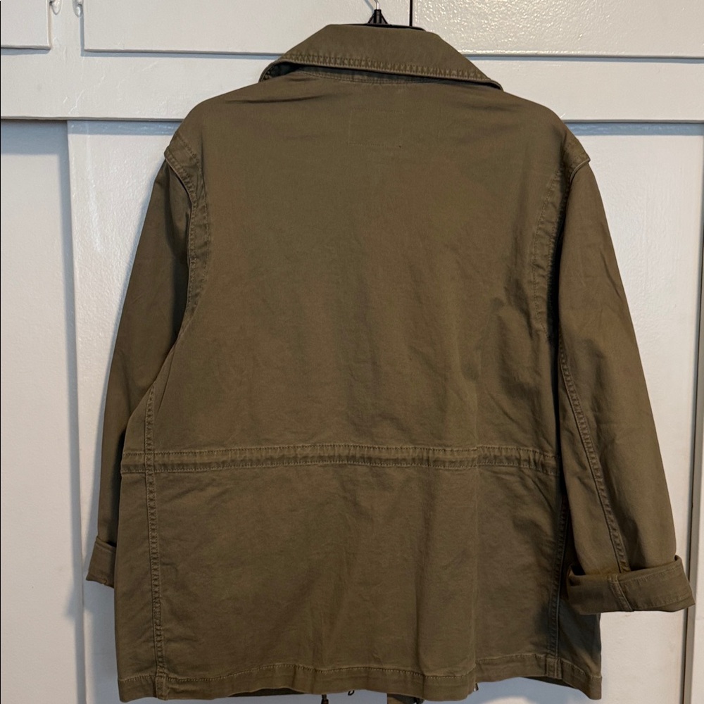 Banana Republic Factory Utility Jacket in Olive. Free shipping - Picture 3 of 3